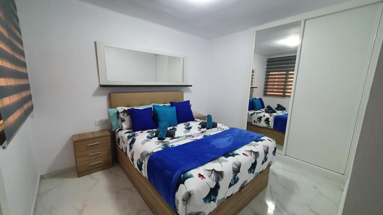 Ibi Apartamentos Los Monegros Peñíscola Екстериор снимка